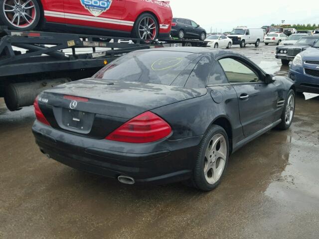 WDBSK75F05F098703 - 2005 MERCEDES-BENZ SL 500 BLACK photo 4