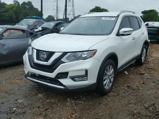 KNMAT2MT3HP571285 - 2017 NISSAN ROGUE S WHITE photo 2