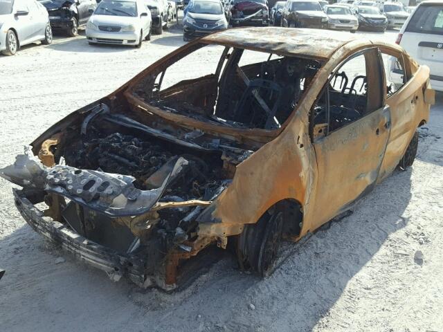 JTDKARFU2H3030275 - 2017 TOYOTA PRIUS BURN photo 2