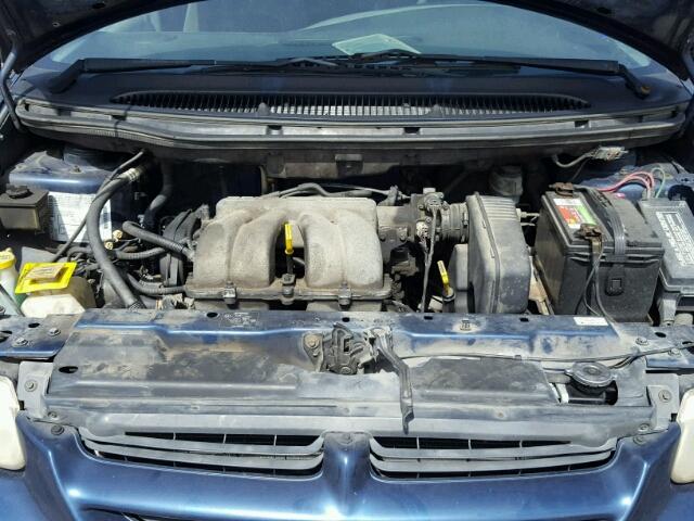 2B4FP25B3YR887121 - 2000 DODGE CARAVAN BLUE photo 7