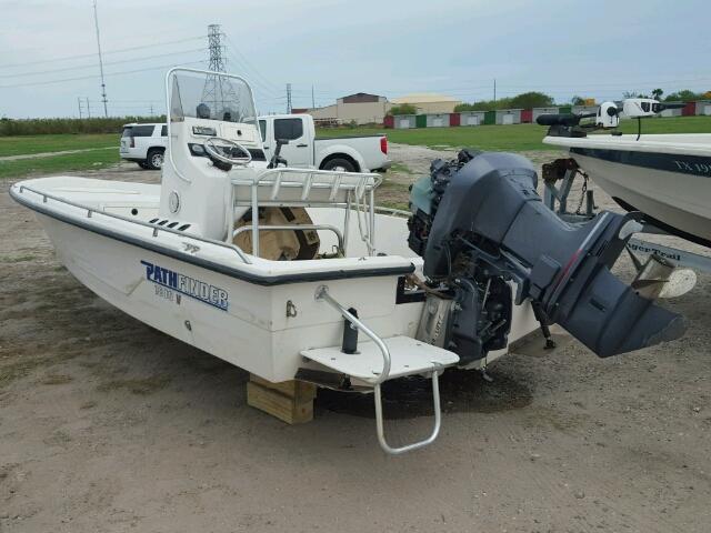 MV1PA043J900 - 2000 PATH BOAT WHITE photo 3