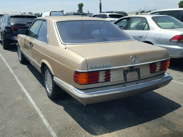 WDBCA45D1GA228444 - 1986 MERCEDES-BENZ 560 SEC GOLD photo 3