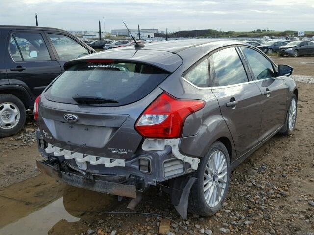 1FADP3N27DL109770 - 2013 FORD FOCUS TITA GRAY photo 4