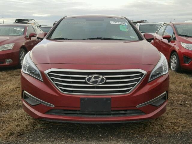 5NPE24AF2FH185917 - 2015 HYUNDAI SONATA SE RED photo 9