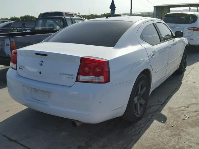 2B3CA3CV8AH266853 - 2010 DODGE CHARGER SX WHITE photo 4