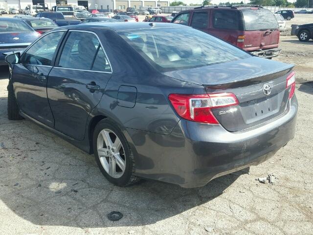 4T1BF1FK9CU013974 - 2012 TOYOTA CAMRY/SE/L GRAY photo 3