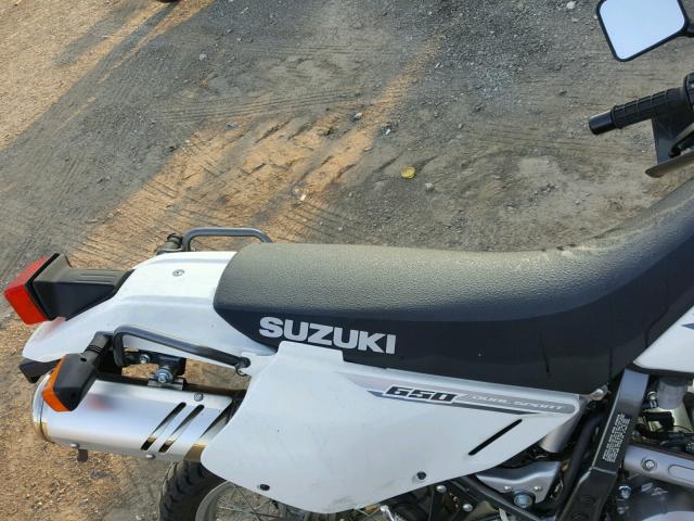 JS1SP46A8J2100181 - 2018 SUZUKI DR650 SE WHITE photo 6