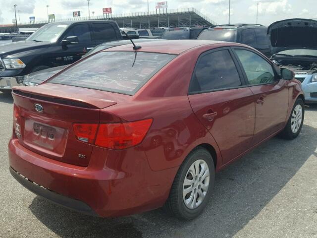 KNAFU4A27B5419780 - 2011 KIA FORTE EX RED photo 4