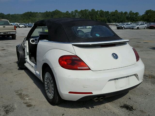 3VW5P7AT0EM802178 - 2014 VOLKSWAGEN BEETLE WHITE photo 3