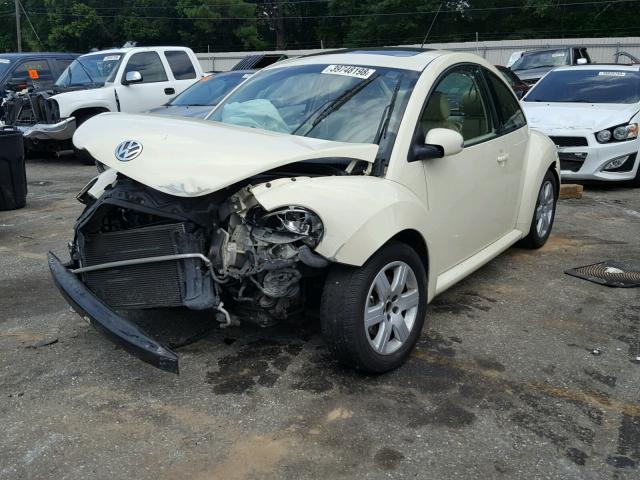 3VWRW31C07M521854 - 2007 VOLKSWAGEN NEW BEETLE 奶油色 照片 2