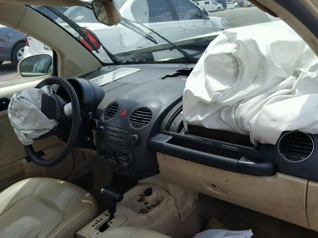 3VWRW31C07M521854 - 2007 VOLKSWAGEN NEW BEETLE 奶油色 照片 9