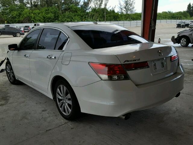 1HGCP3F87CA017577 - 2012 HONDA ACCORD EXL WHITE photo 3