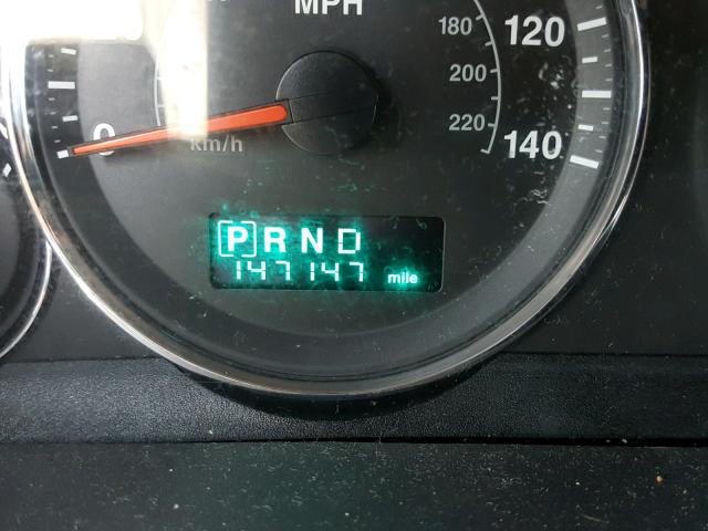 1J8HG48K87C685748 - 2007 JEEP COMMANDER SILVER photo 8