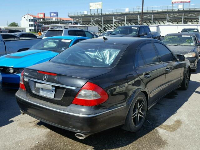 WDBUF56X08B336103 - 2008 MERCEDES-BENZ E 350 BLACK photo 4