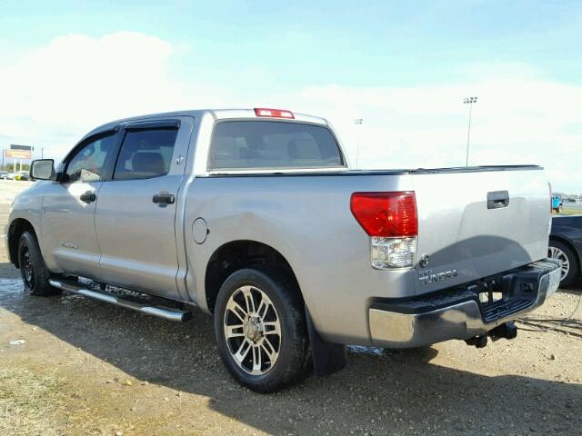 5TFEM5F15CX048208 - 2012 TOYOTA TUNDRA CRE SILVER photo 3