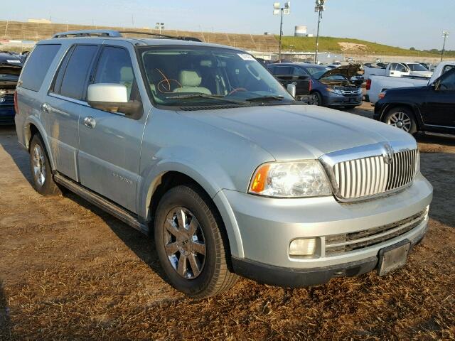 5LMFU27505LJ05826 - 2005 LINCOLN NAVIGATOR SILVER photo 1