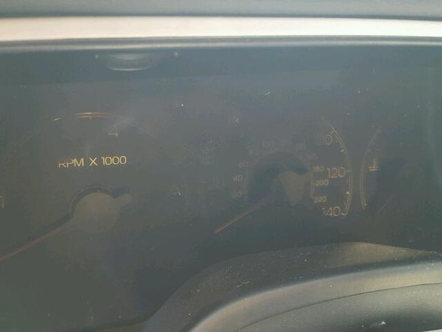 5LMFU27505LJ05826 - 2005 LINCOLN NAVIGATOR SILVER photo 8