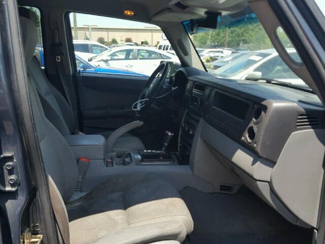 1J8HG48K37C518410 - 2007 JEEP COMMANDER GRAY photo 5