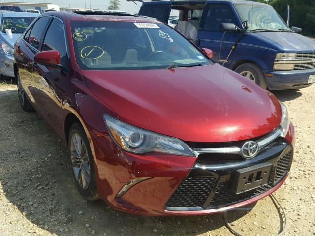 4T1BF1FK3HU620279 - 2017 TOYOTA CAMRY RED photo 1