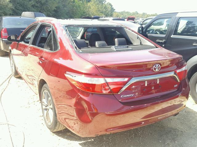 4T1BF1FK3HU620279 - 2017 TOYOTA CAMRY RED photo 3