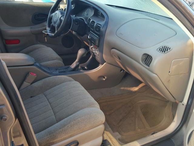1G2WK52J82F162700 - 2002 PONTIAC GRAND PRIX GRAY photo 5