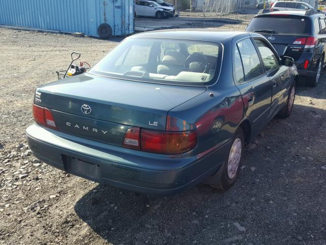 4T1BG12K1TU912637 - 1996 TOYOTA CAMRY DX GREEN photo 4