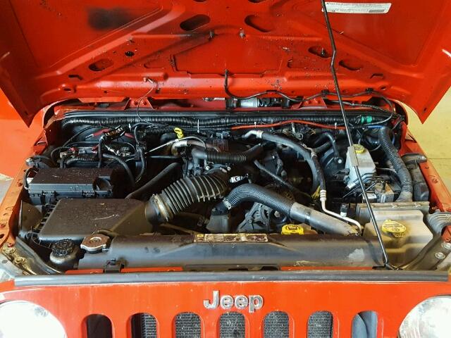 1J4BA3H16BL612249 - 2011 JEEP WRANGLER U RED photo 7