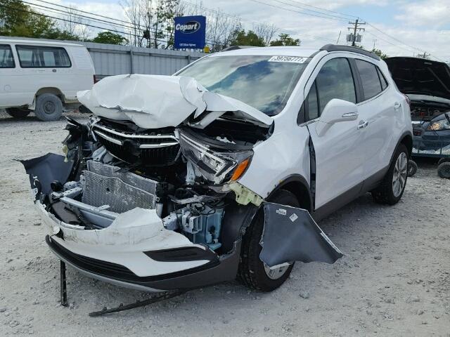 KL4CJASB1HB130104 - 2017 BUICK ENCORE PRE WHITE photo 2