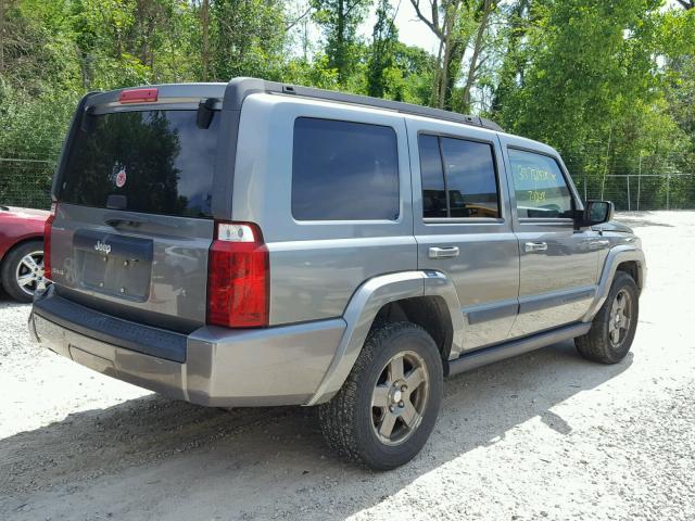 1J8HG48K57C621053 - 2007 JEEP COMMANDER GRAY photo 4