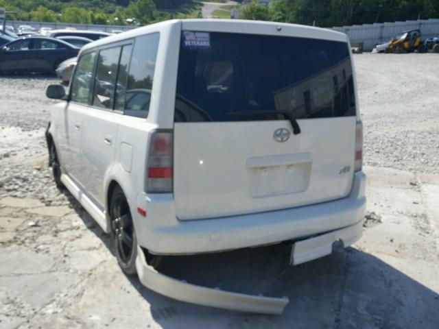 JTLKT324064050758 - 2006 TOYOTA SCION WHITE photo 3