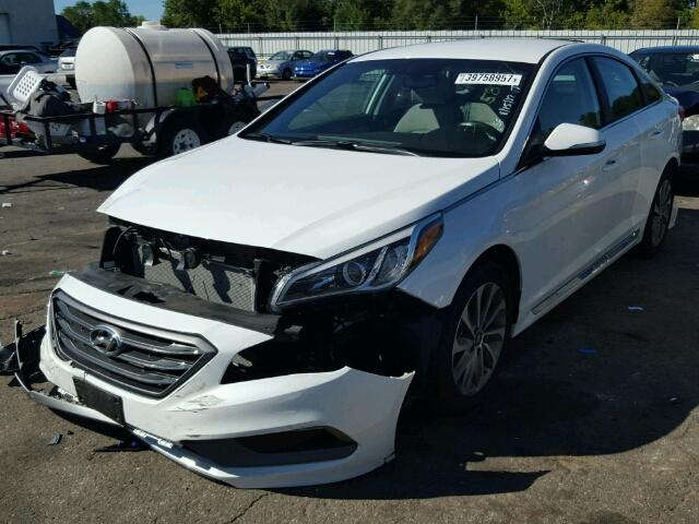 5NPE34AFXHH520793 - 2017 HYUNDAI SONATA SPO WHITE photo 2