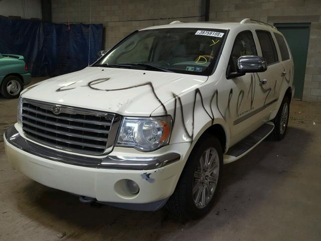 1A8HW582X8F143897 - 2008 CHRYSLER ASPEN LIMI 白色 照片 2