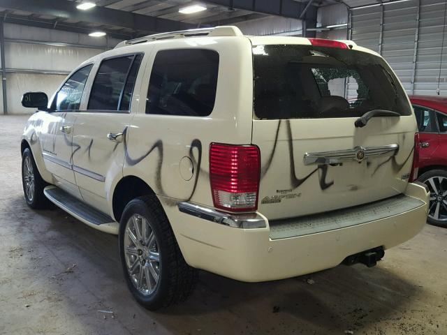 1A8HW582X8F143897 - 2008 CHRYSLER ASPEN LIMI 白色 照片 3