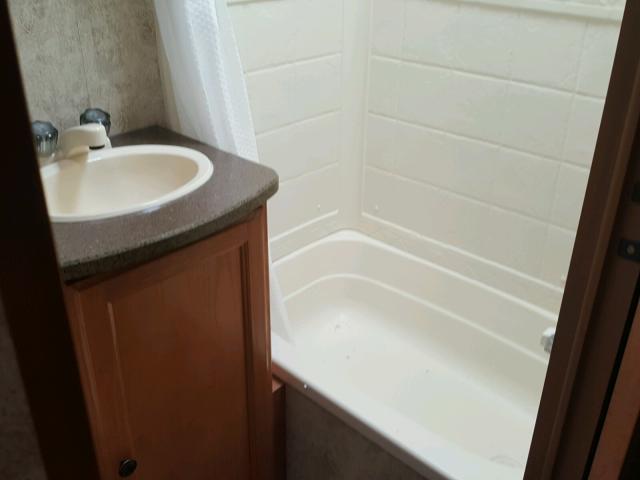 4YDT29127BT412443 - 2011 PASSPORT TRAVELTRLR WHITE photo 9