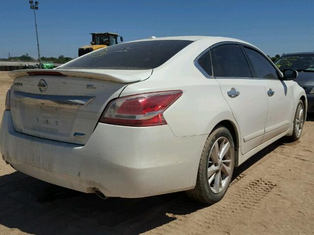 1N4AL3AP1DN557331 - 2013 NISSAN ALTIMA WHITE photo 4