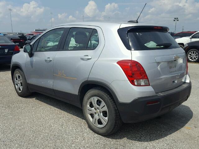 KL7CJKSB1FB207513 - 2015 CHEVROLET TRAX LS SILVER photo 3