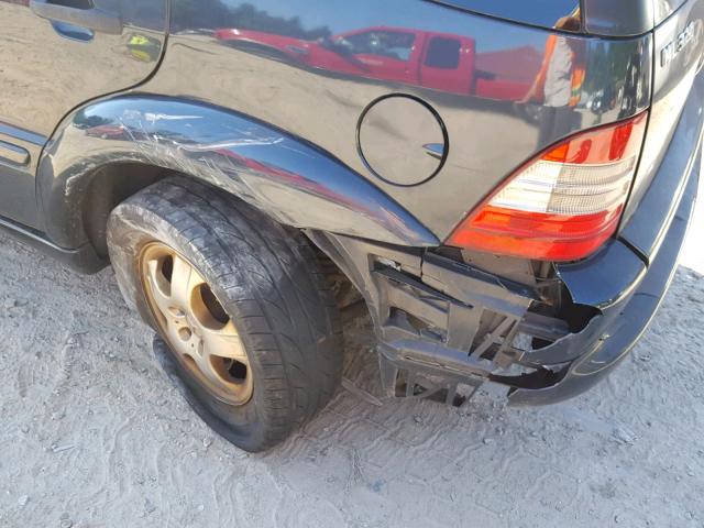 4JGAB54E81A278511 - 2001 MERCEDES-BENZ ML 320 BLACK photo 9