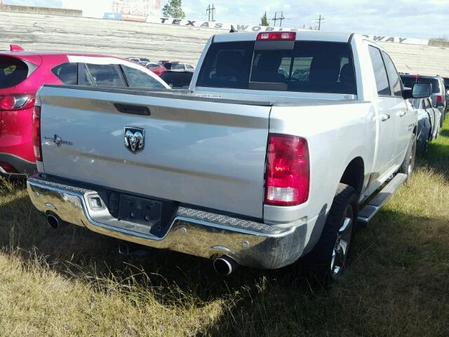 1C6RR6LTXFS565527 - 2015 RAM 1500 SILVER photo 4