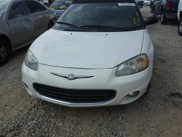 1C3EL55T13N582165 - 2003 CHRYSLER SEBRING LX WHITE photo 9