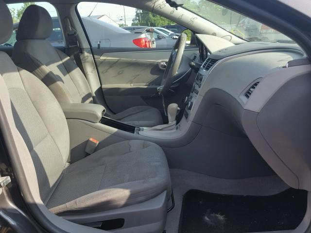 1G1ZA5E01CF385248 - 2012 CHEVROLET MALIBU LS GRAY photo 5