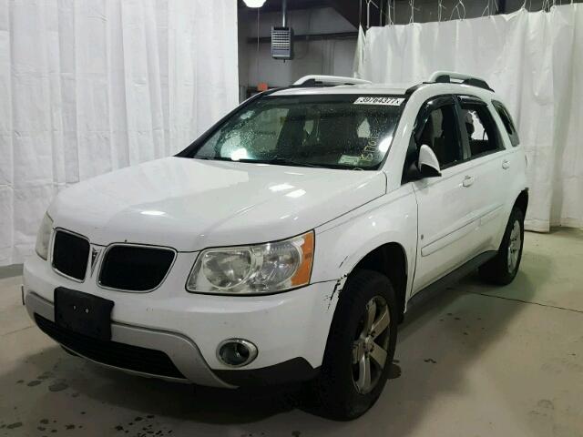 2CKDL63F276121117 - 2007 PONTIAC TORRENT WHITE photo 2