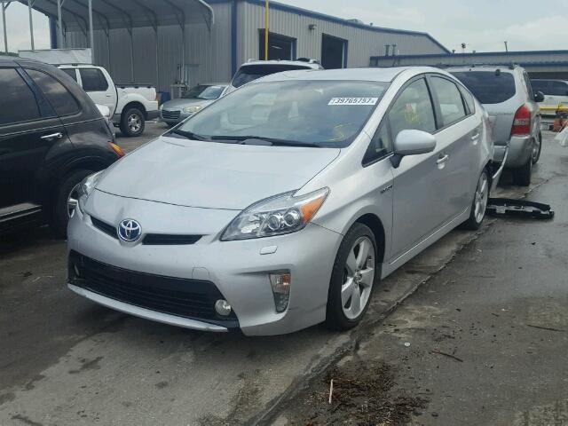 JTDKN3DU6E0363645 - 2014 TOYOTA PRIUS SILVER photo 2