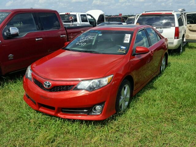 4T1BF1FK8DU639310 - 2013 TOYOTA CAMRY L RED photo 2