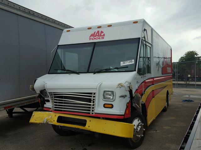 4UZAAPDU59CAL3318 - 2009 FREIGHTLINER CHASSIS M WHITE photo 2