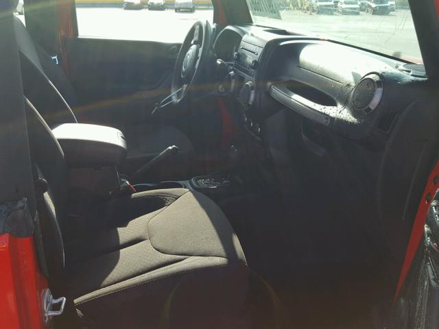 1C4AJWAG5GL209775 - 2016 JEEP WRANGLER S RED photo 5