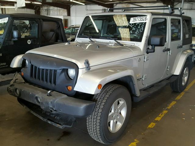 1J4GA59117L197199 - 2007 JEEP WRANGLER S Gümüş foto 2
