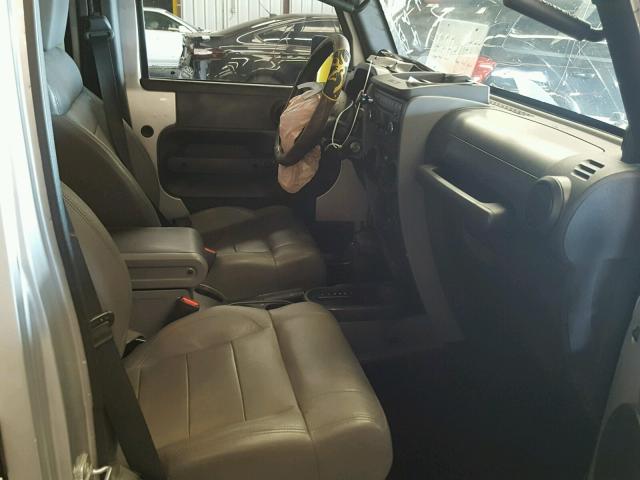 1J4GA59117L197199 - 2007 JEEP WRANGLER S Gümüş foto 5
