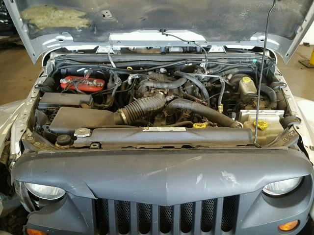 1J4GA59117L197199 - 2007 JEEP WRANGLER S Gümüş foto 7