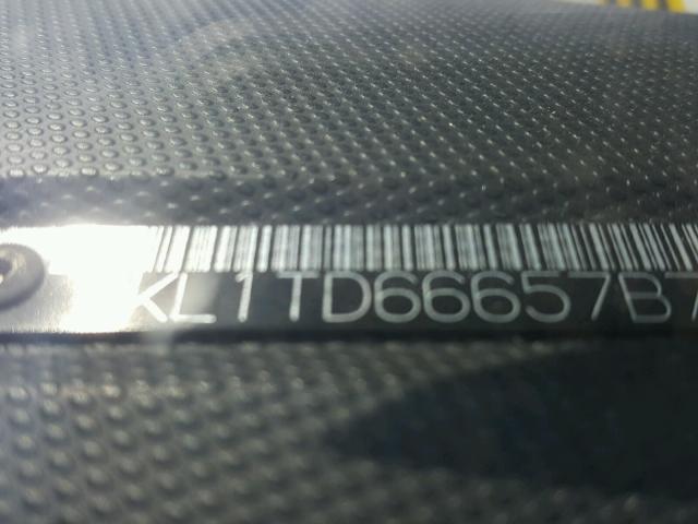 KL1TD66657B710419 - 2007 CHEVROLET AVEO BASE Argent photo 10