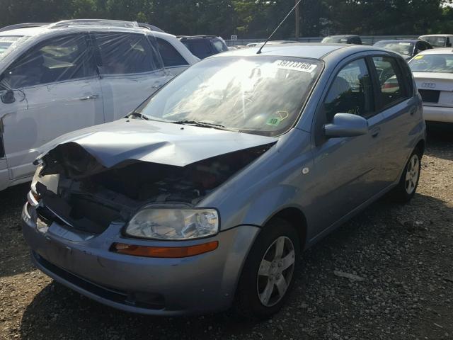 KL1TD66657B710419 - 2007 CHEVROLET AVEO BASE Argent photo 2